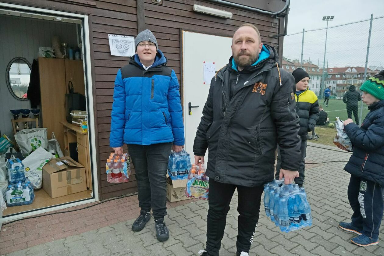  Turniej charytatywny piłki nożnej: zbierali dary rzeczowe dla uchodźców z Ukrainy  - Autor: Maciej Kaczanowski