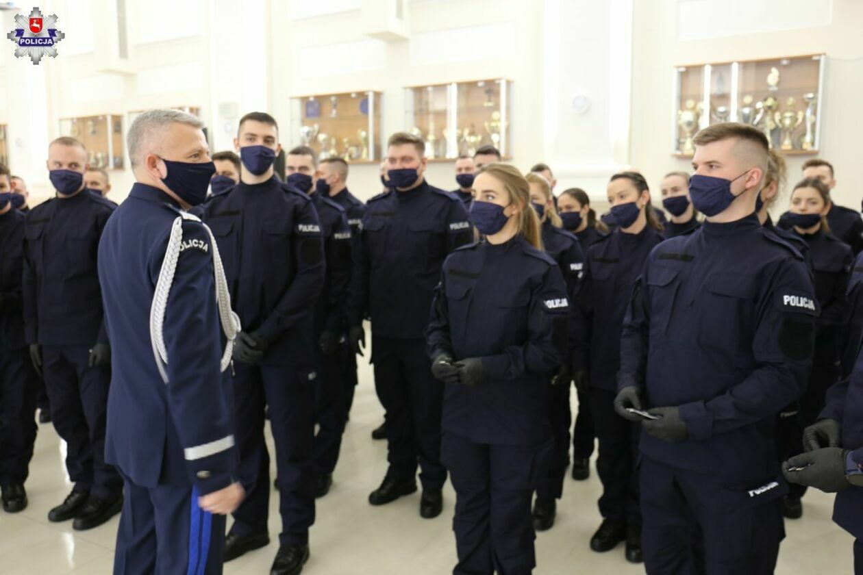  Nowi lubelscy policjanci (zdjęcie 2) - Autor: Policja
