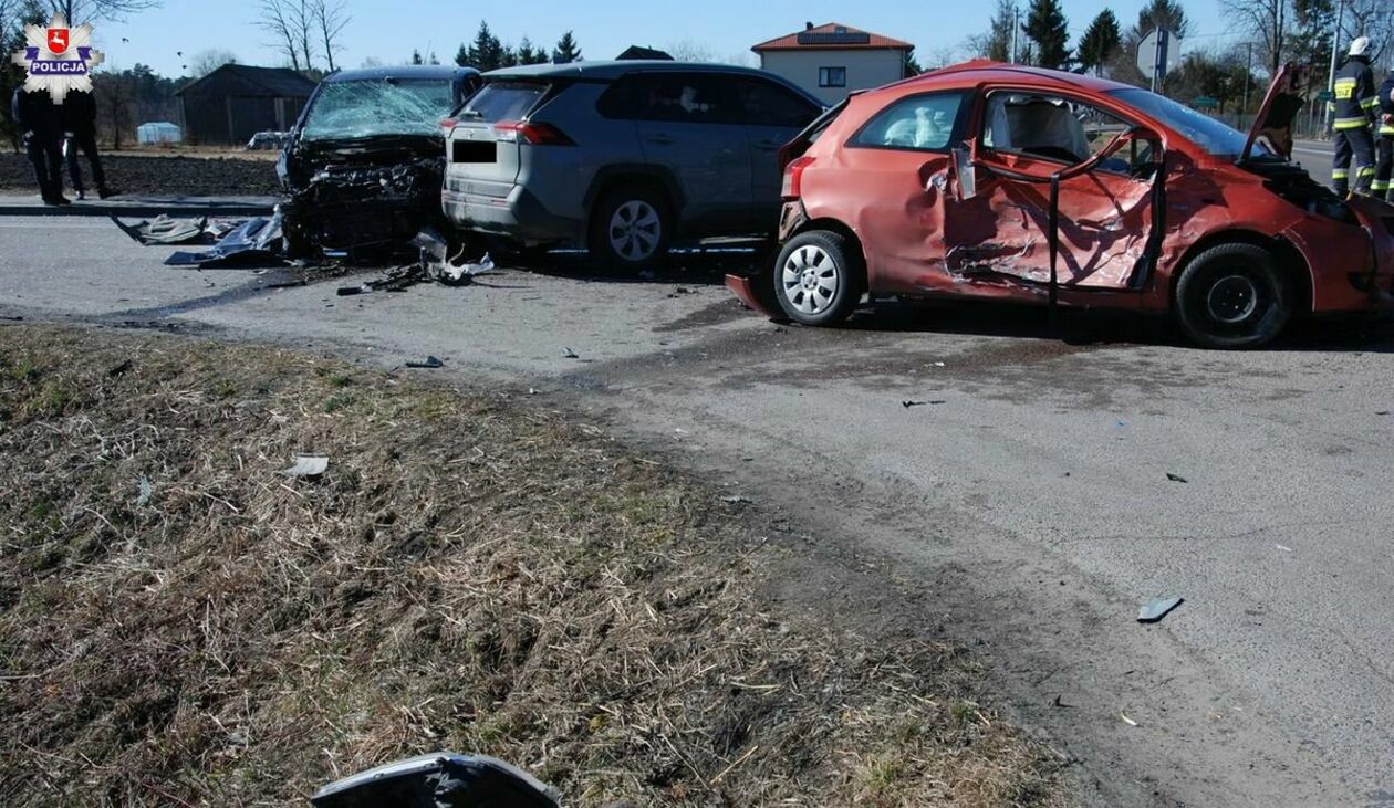  Śmiertelny wypadek w Teratynie (zdjęcie 2) - Autor: Policja