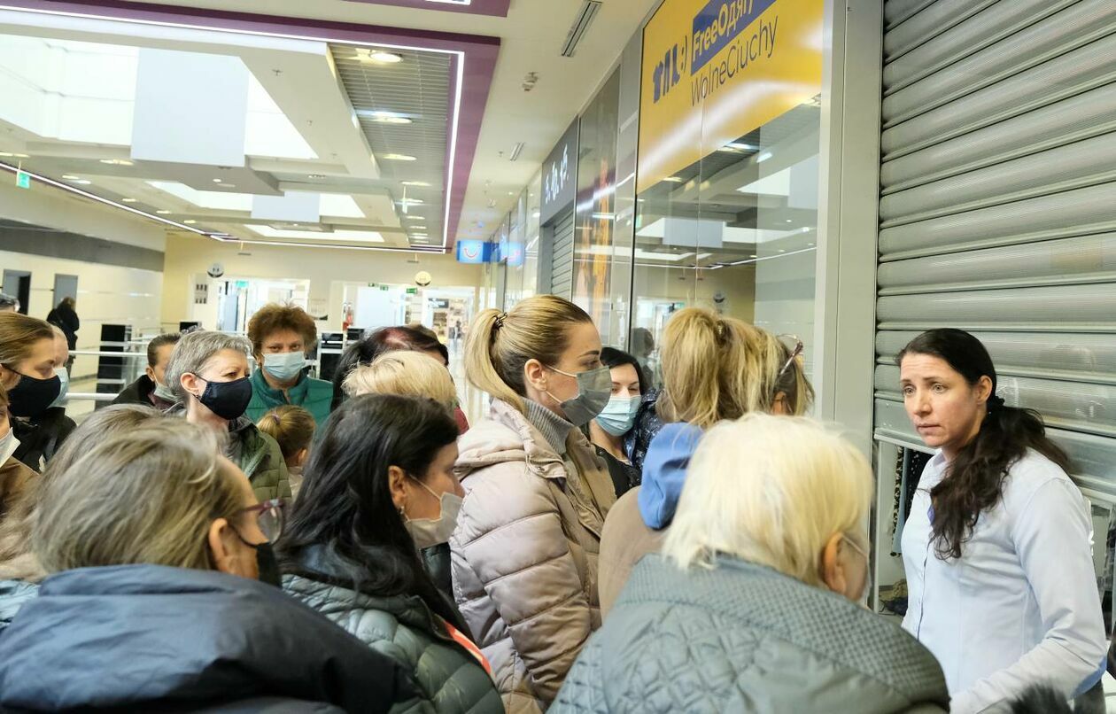  Wolne ciuchy dla ukraińskich uchodźców w galerii Olimp (zdjęcie 6) - Autor: Maciej Kaczanowski