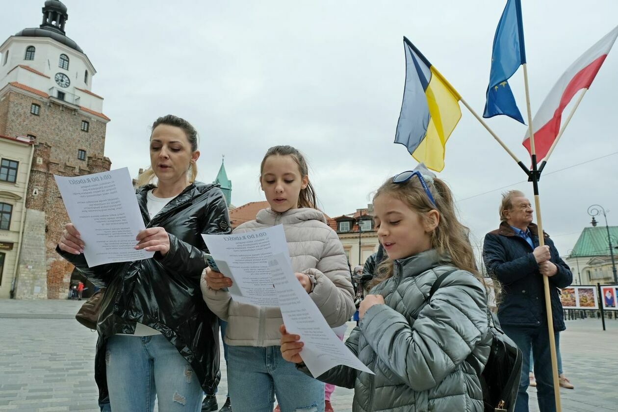 Akcja KOD Ukraina w UE - Śpiewamy Odę do Radości - Autor: Maciej Kaczanowski