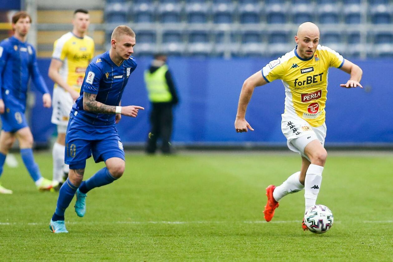  Motor Lublin vs Lech 2 Poznań 2:1 (zdjęcie 15) - Autor: Wojciech Szubartowski