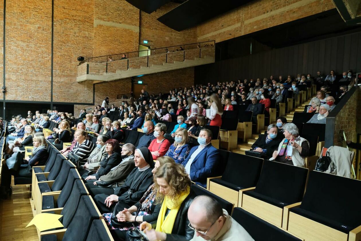  Koncert charytatywny na rzecz uchodźców z Ukrainy w Filharmonii Lubelskiej  - Autor: Maciej Kaczanowski