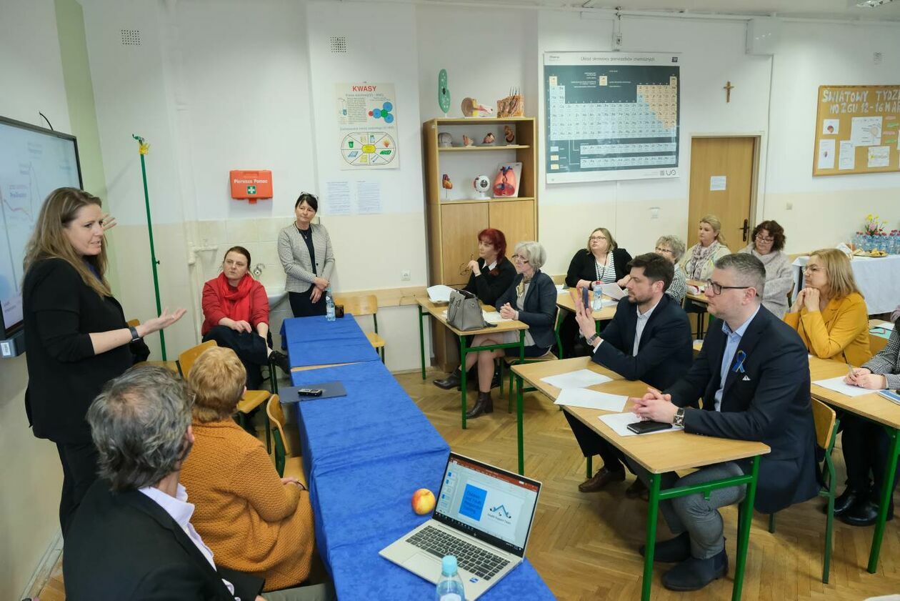  Amerykanie szkolą polskich nauczycieli jak edukować ukraińskie dzieci (zdjęcie 5) - Autor: Maciej Kaczanowski