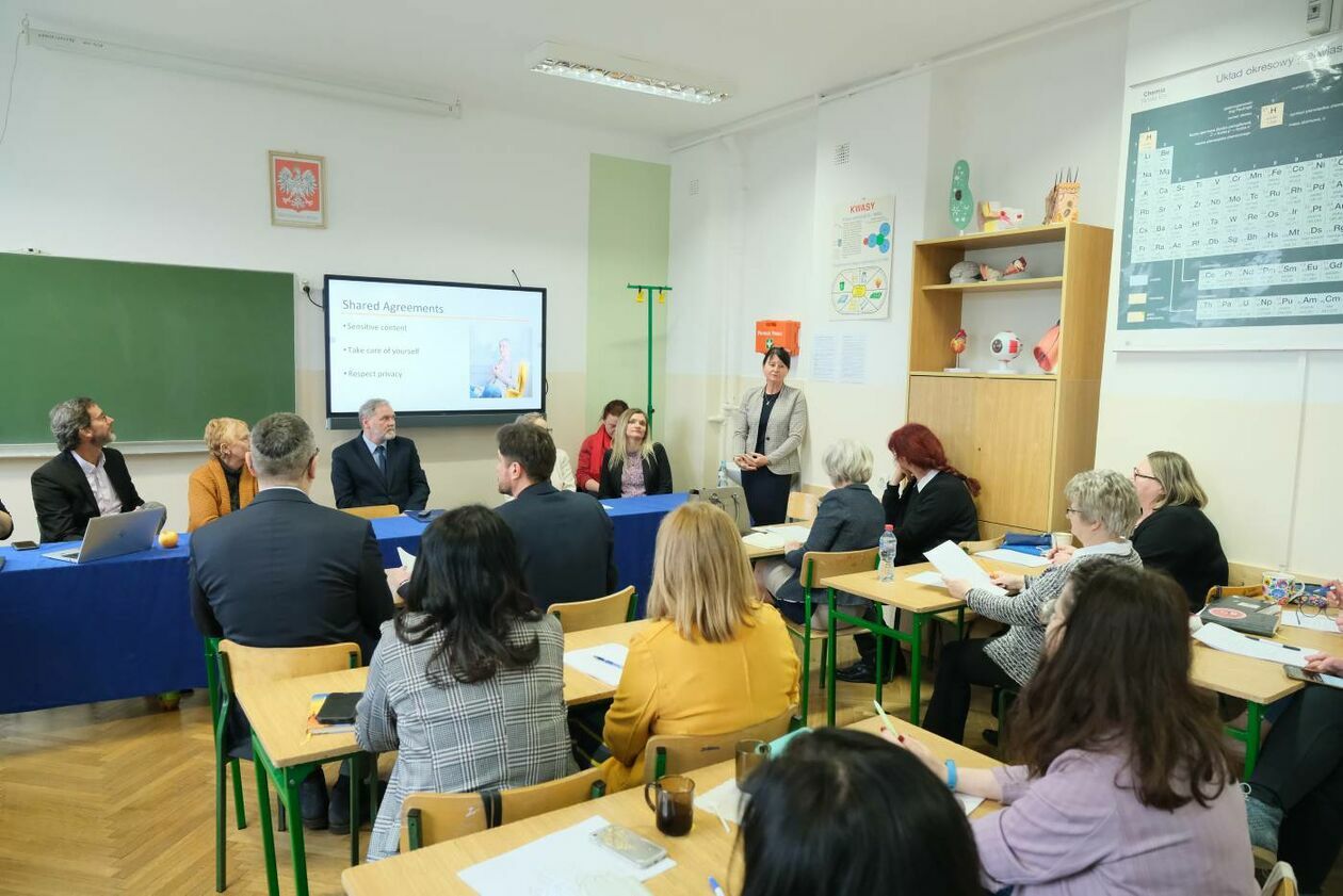  Amerykanie szkolą polskich nauczycieli jak edukować ukraińskie dzieci (zdjęcie 8) - Autor: Maciej Kaczanowski