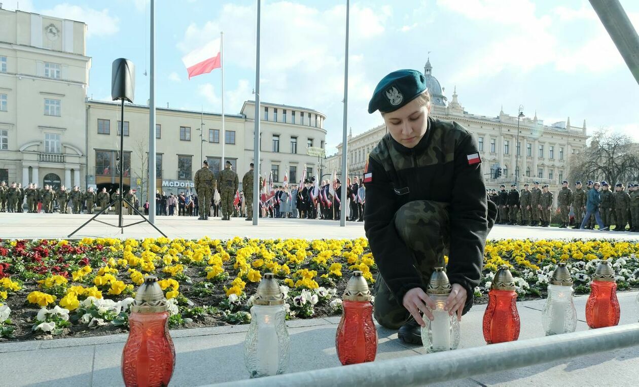  Obchody 12 rocznicy tragedii smoleńskiej w Lublinie (zdjęcie 20) - Autor: Maciej Kaczanowski