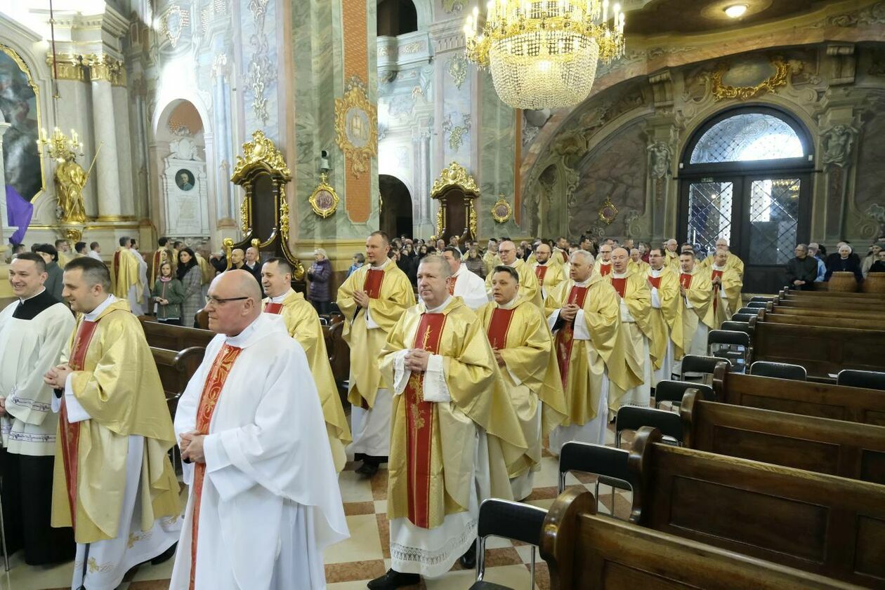  Wielki Czwartek: Msza Krzyżma Świętego w archikatedrze lubelskiej (zdjęcie 3) - Autor: Maciej Kaczanowski