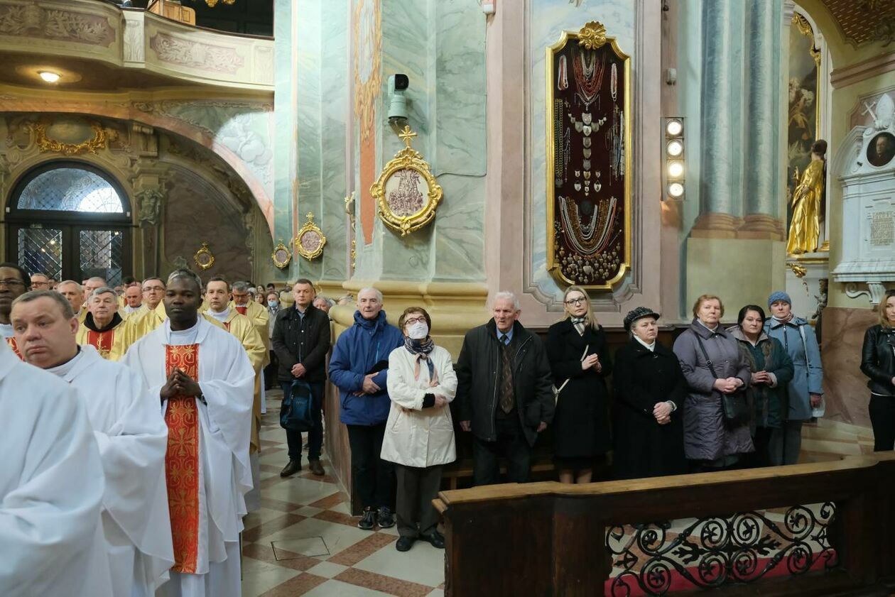  Wielki Czwartek: Msza Krzyżma Świętego w archikatedrze lubelskiej (zdjęcie 15) - Autor: Maciej Kaczanowski