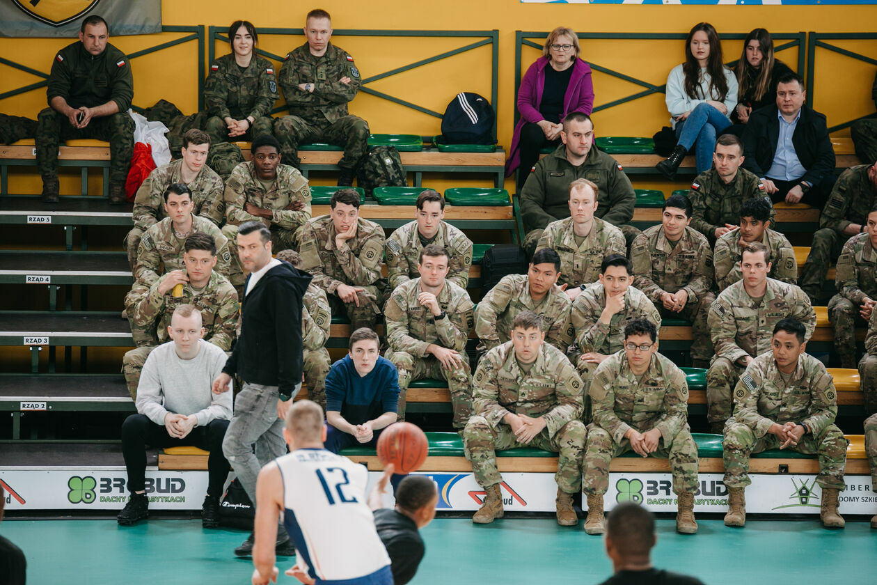  Mecz pomiędzy U.S. Army a Wojskiem Polskim (zdjęcie 24) - Autor: Kazimierz Chmiel