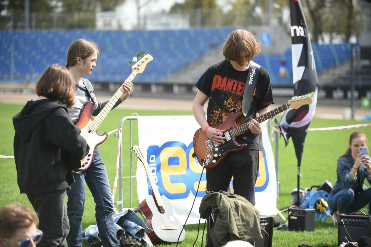  Gitarzyści grają Hey Joe na stadionie w Lublinie (zdjęcie 33) - Autor: Maciej Kaczanowski