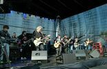 Gitarzyści grają Hey Joe na stadionie w Lublinie (zdjęcie 4)
