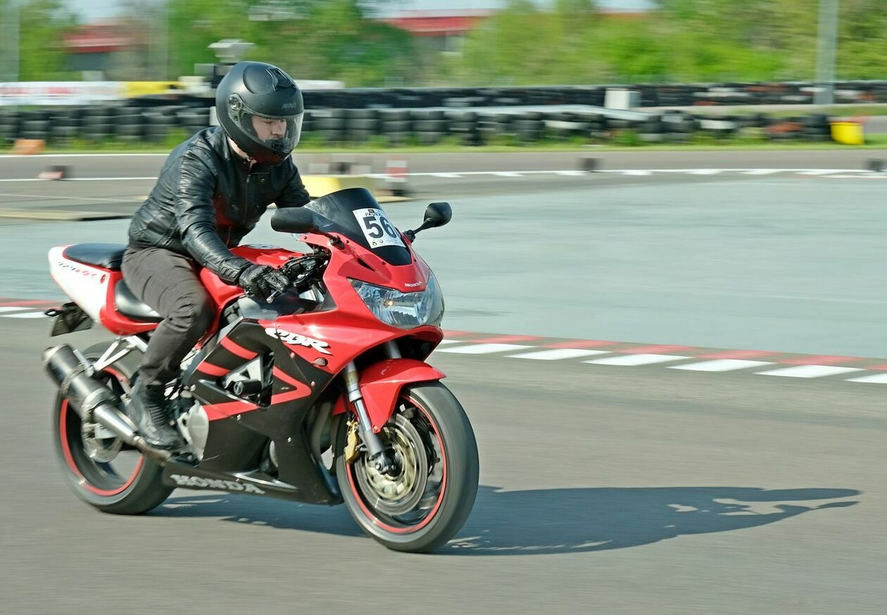  Ruszył cykl bezpłatnych szkoleń dla motocyklistów w ODTJ (zdjęcie 24) - Autor: Maciej Kaczanowski