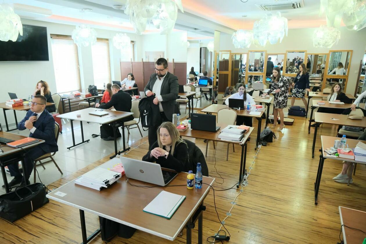  Egzamin adwokacki w hotelu Agit (zdjęcie 6) - Autor: Maciej Kaczanowski