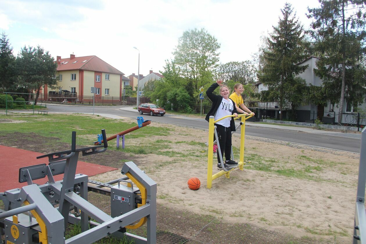  Nowe boiska przy ulicy Na Skarpie w Białej Podlaskiej (zdjęcie 8) - Autor: Ewelina Burda