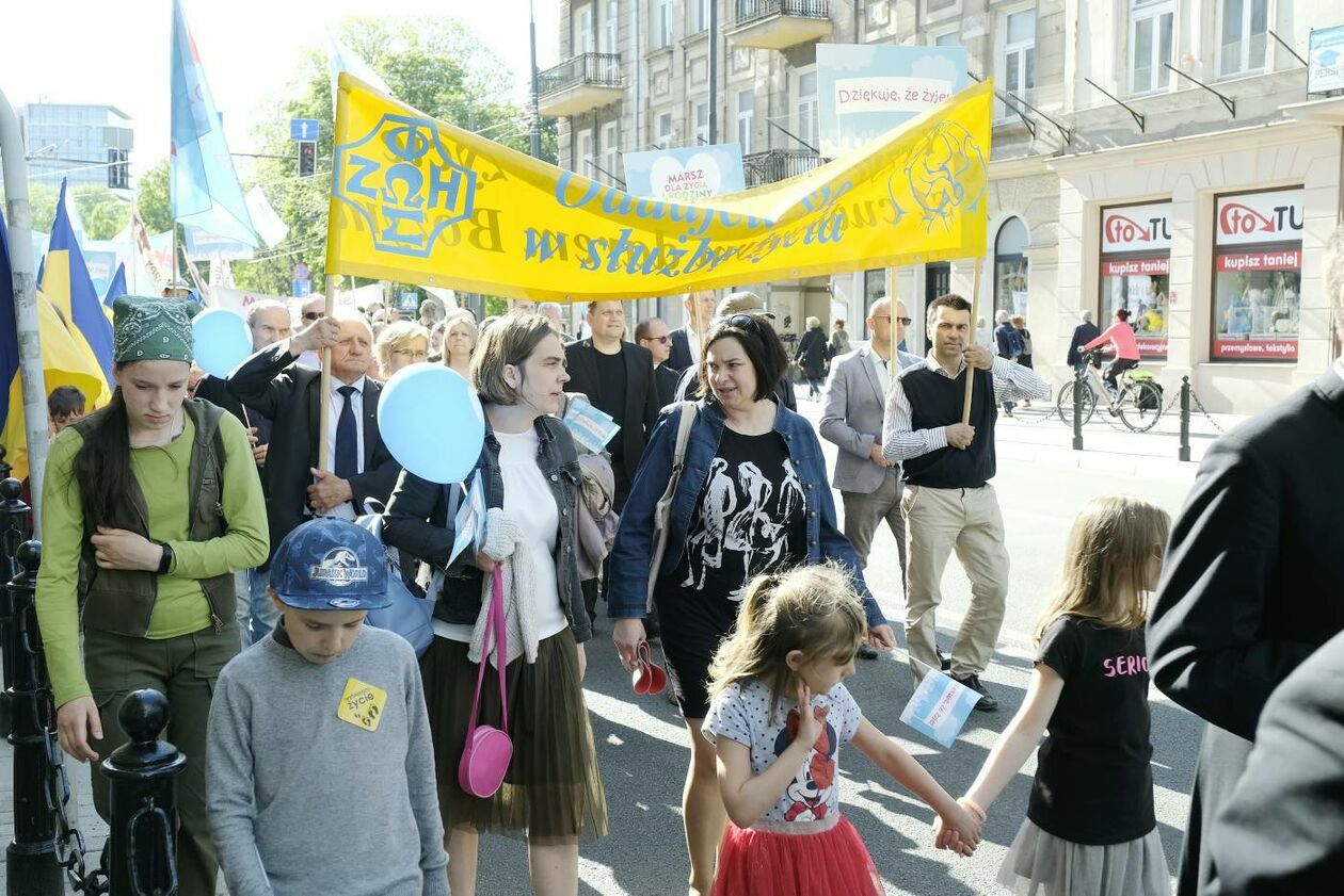  Marsz dla Życia i Rodziny na ulicach Lublina (zdjęcie 10) - Autor: Maciej Kaczanowski