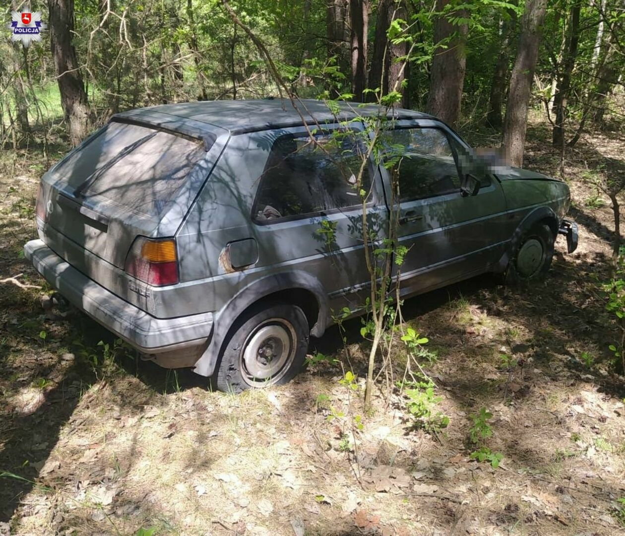  Kradzież volkswagena golfa  - Autor: Policja