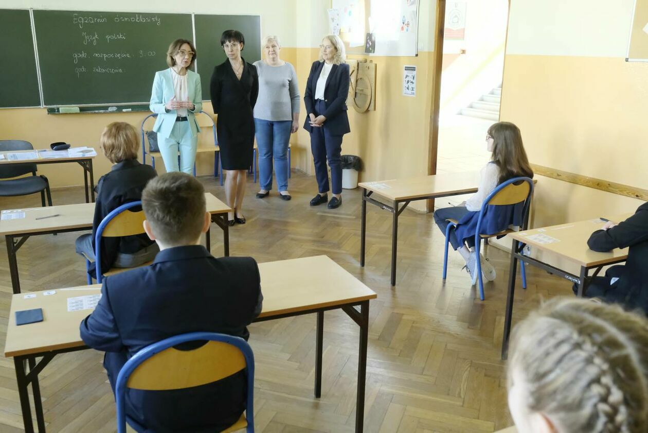  Egzamin 8-klasisty w lubelskiej Szkole Podstawowej nr 24 (zdjęcie 18) - Autor: Maciej Kaczanowski