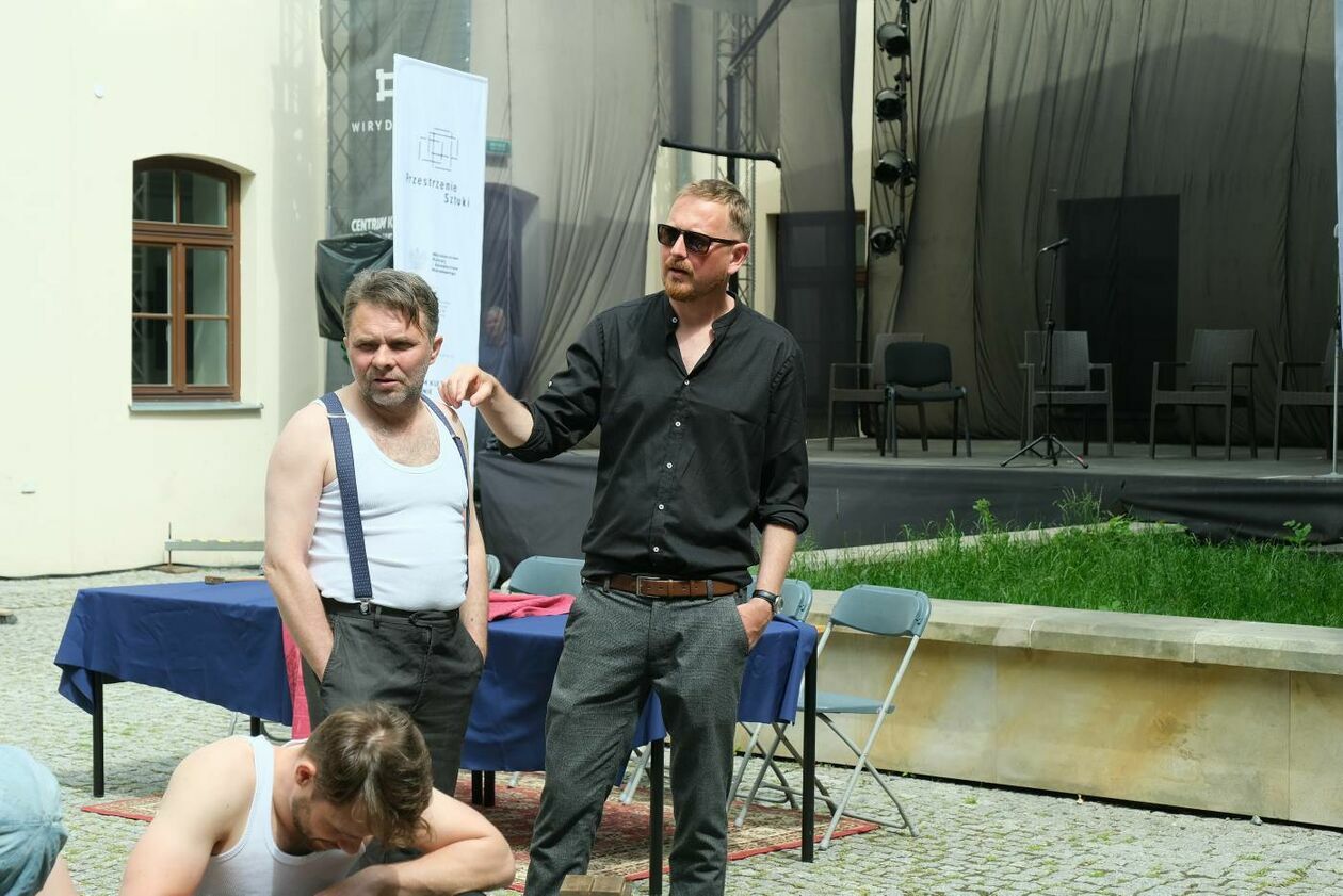  Spektaklu na podstawie prozy Marcina Wrońskiego pt Ryngraf (zdjęcie 22) - Autor: Maciej Kaczanowski