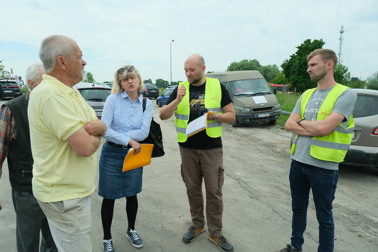  Spotkanie działkowców w sprawie zamknięcia mostu w ciągu ul. Żeglarskiej  - Autor: Maciej Kaczanowski