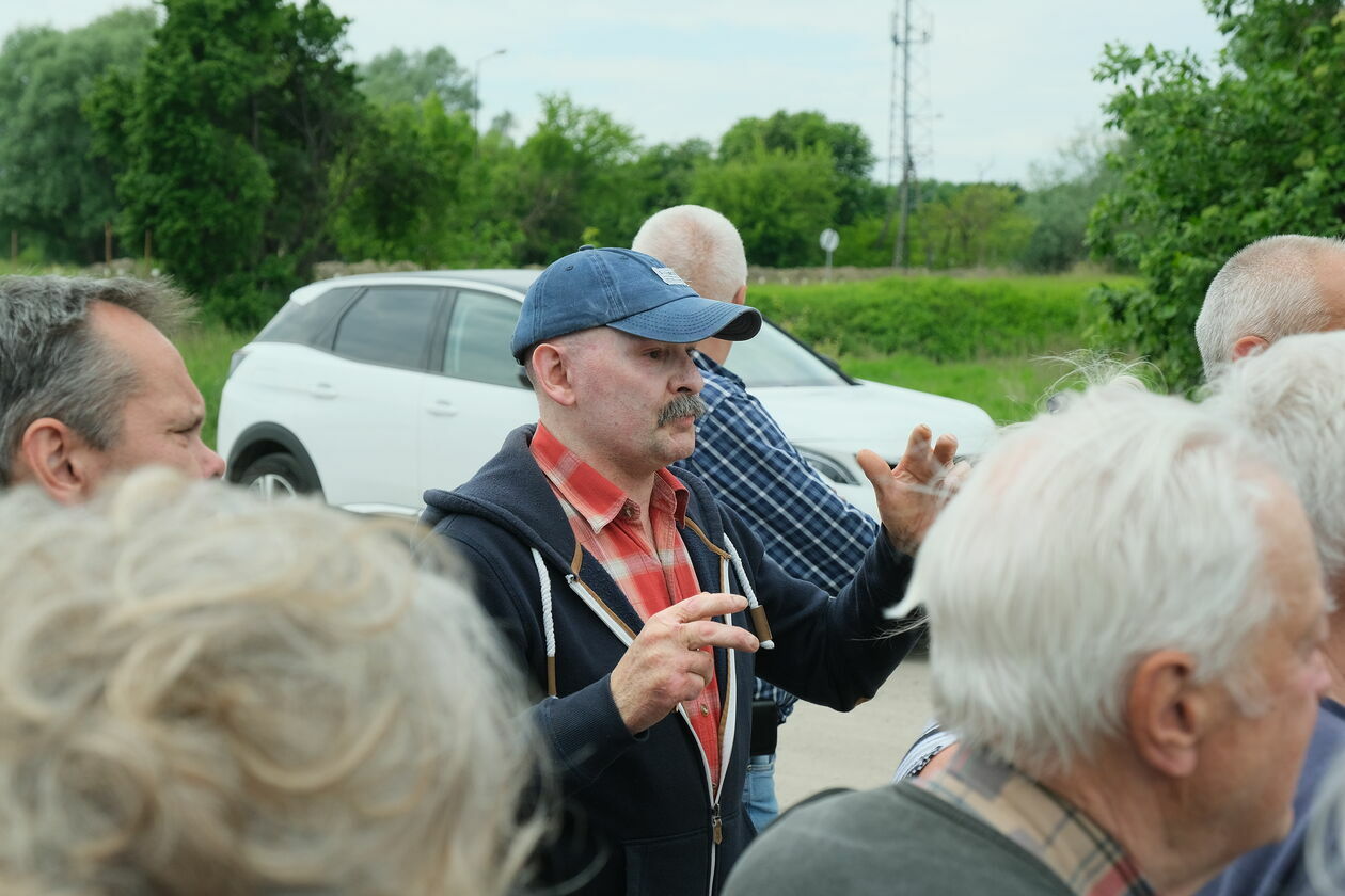  Spotkanie działkowców w sprawie zamknięcia mostu w ciągu ul. Żeglarskiej (zdjęcie 15) - Autor: Maciej Kaczanowski