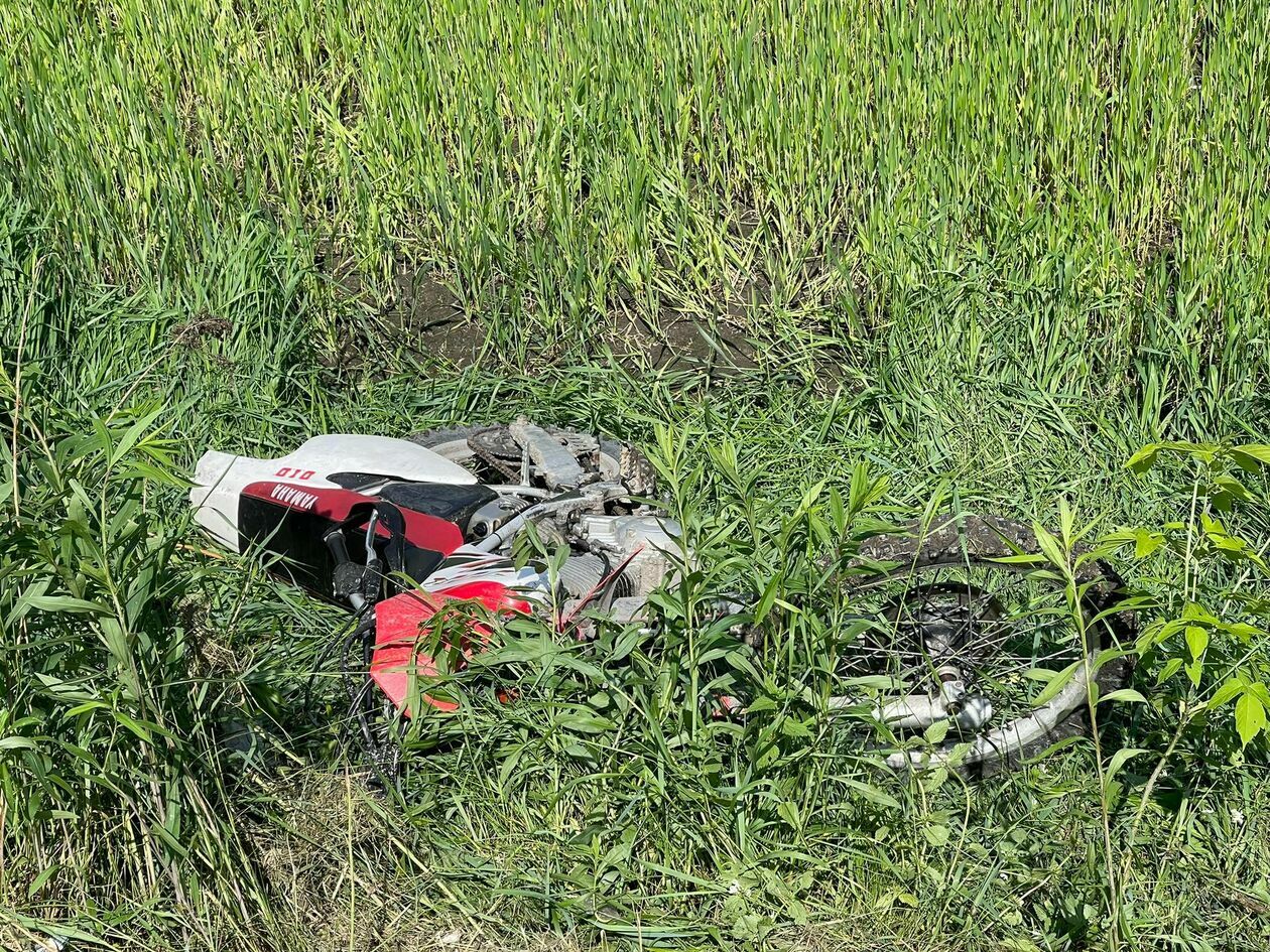  Zawieprzyce. Motocykliści uciekli po wypadku (zdjęcie 8) - Autor: Alarm 24