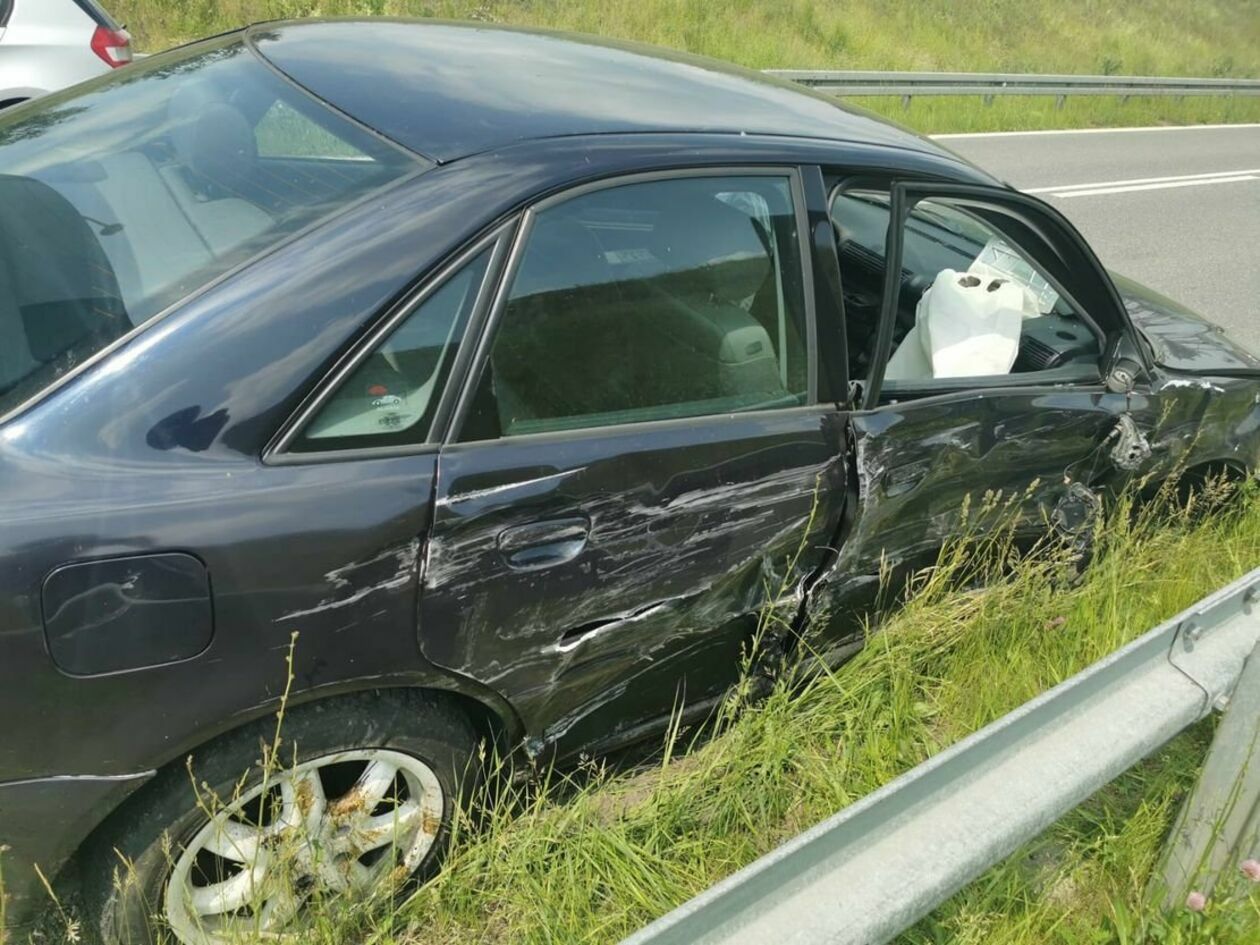  Przytyki. Zderzenie dwóch samochodów  - Autor: Policja