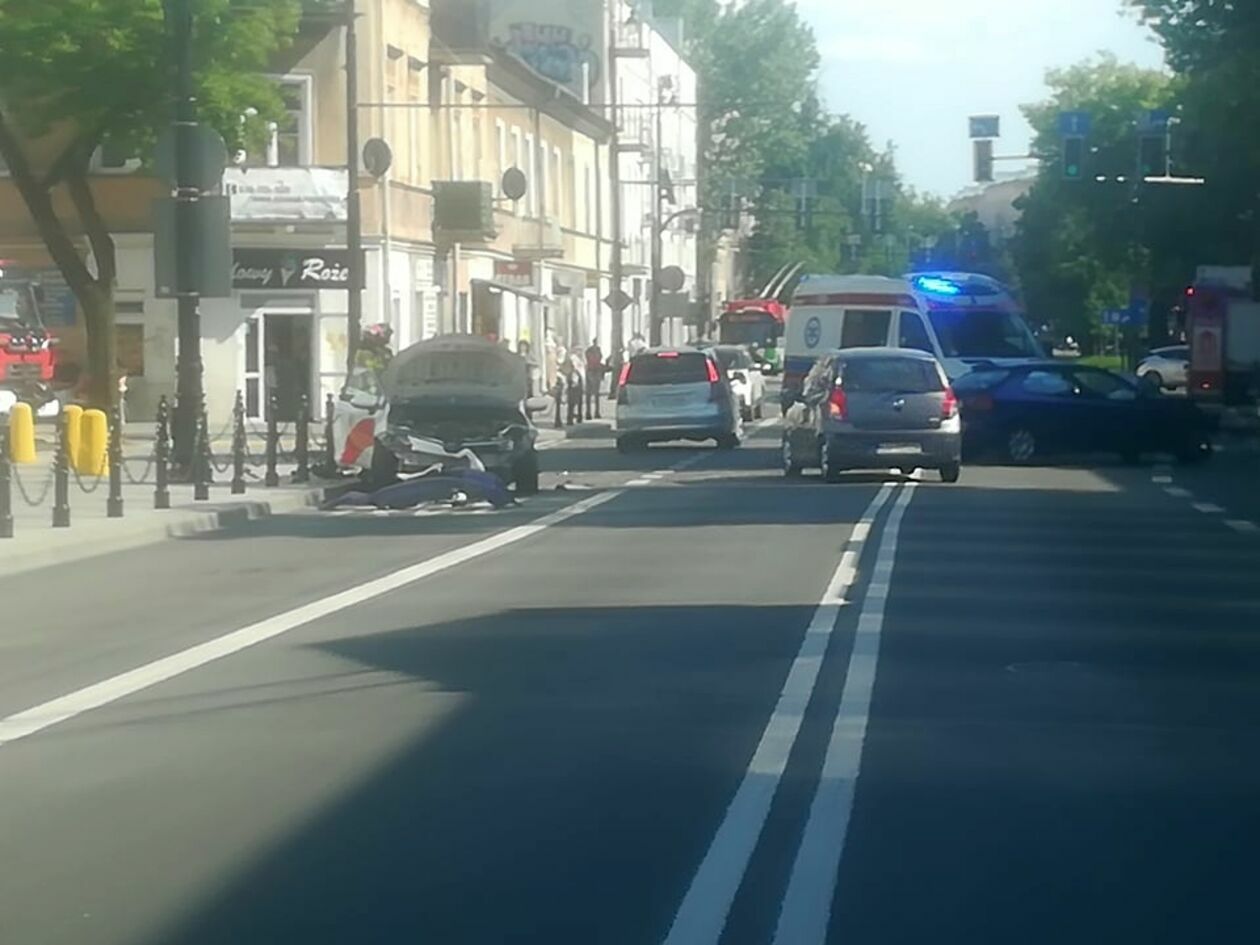  Wypadek na ulicy Lipowej w Lublinie  - Autor: Tomasz Bodył