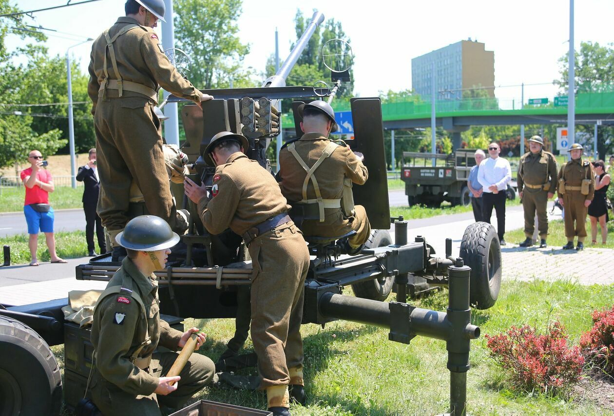  Ostatnie pożegnanie kpt Władysława Szwendera (zdjęcie 23) - Autor: Piotr Michalski