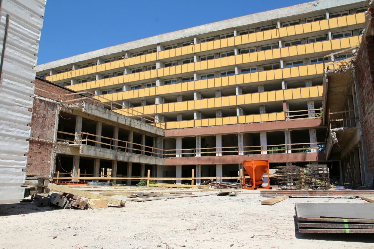  Budowa sanatorium w Nałęczowie (zdjęcie 1) - Autor: Radosław Szczęch