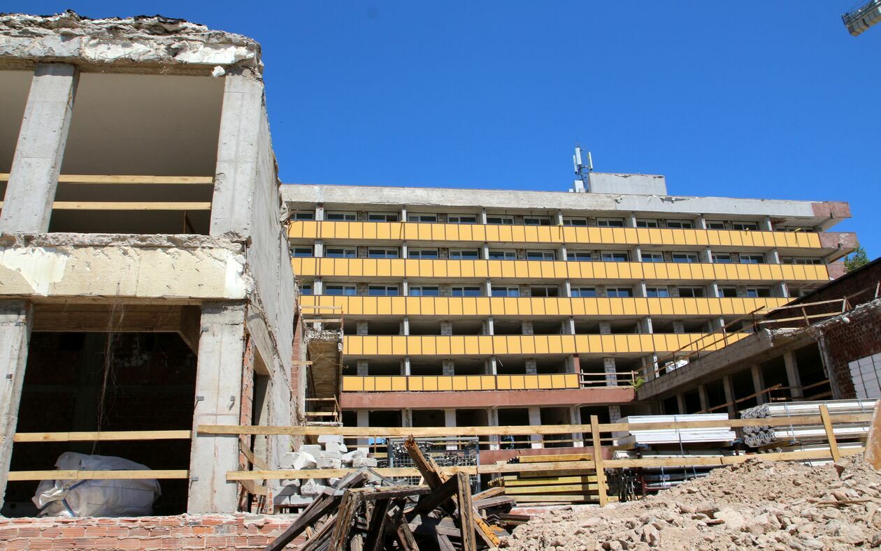  Budowa sanatorium w Nałęczowie (zdjęcie 1) - Autor: Radosław Szczęch