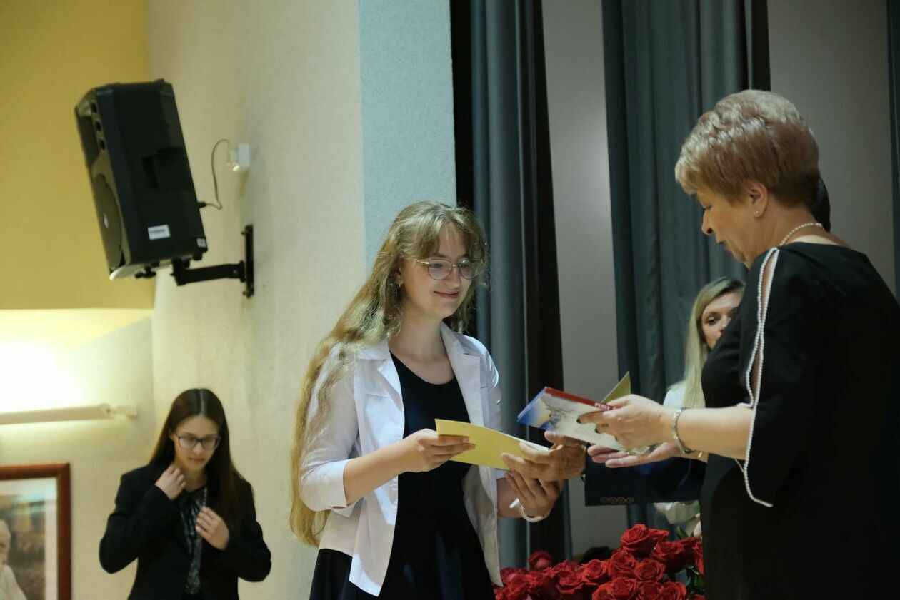  Nagrody prezydenta dla najzdolniejszych uczniów z Lublina (zdjęcie 33) - Autor: Maciej Kaczanowski