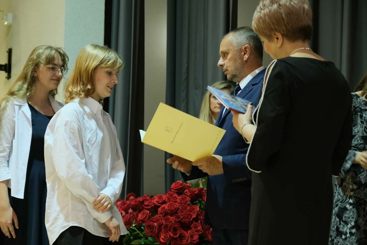  Nagrody prezydenta dla najzdolniejszych uczniów z Lublina (zdjęcie 32) - Autor: Maciej Kaczanowski