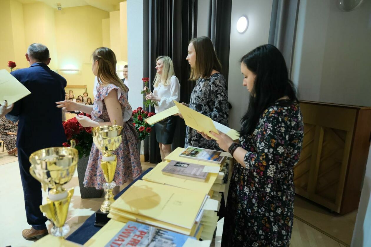  Nagrody prezydenta dla najzdolniejszych uczniów z Lublina (zdjęcie 13) - Autor: Maciej Kaczanowski