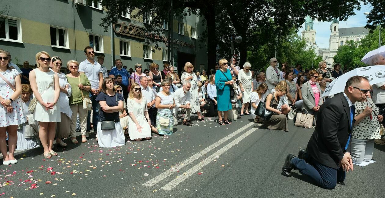  Procesja Bożego Ciała w Lublinie (zdjęcie 27) - Autor: Maciej Kaczanowski