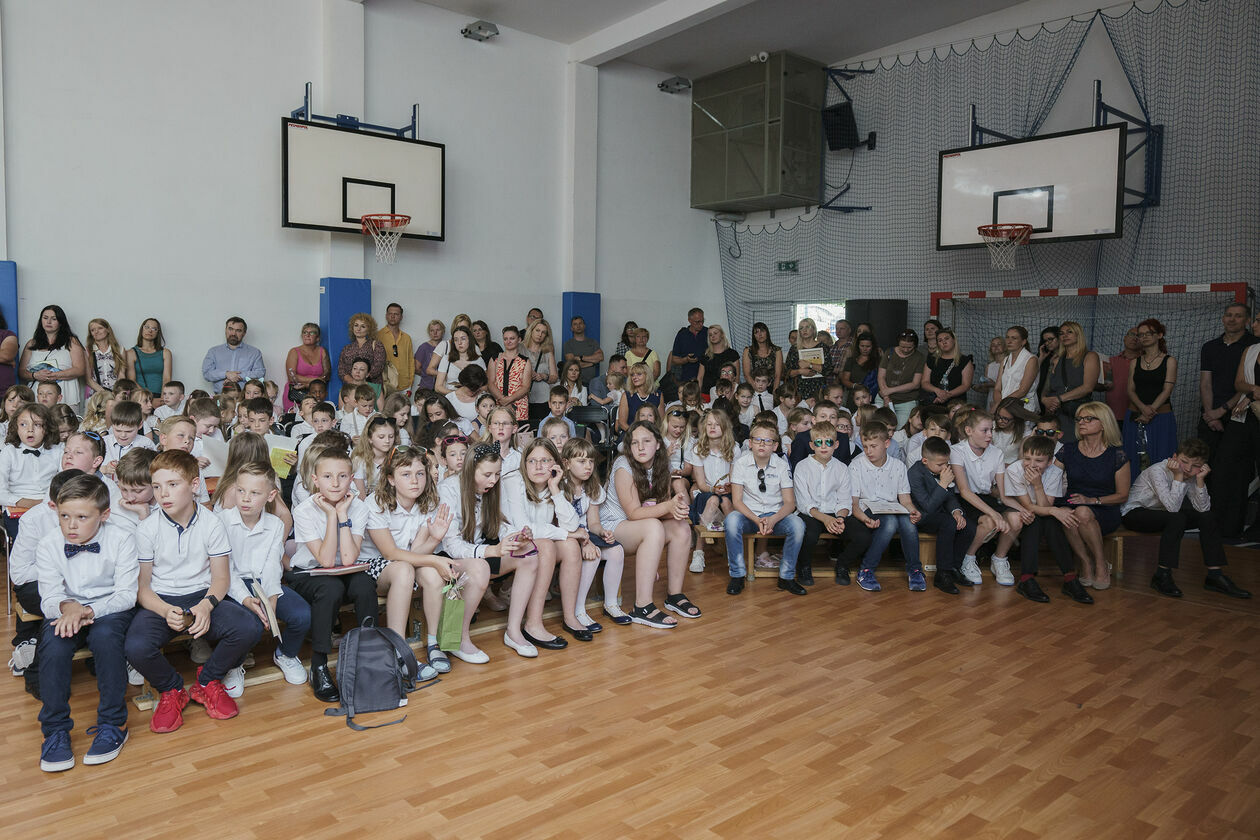 Zakończenie roku szkolnego w SP nr 23 w Lublinie (zdjęcie 15) - Autor: Michał Siudziński