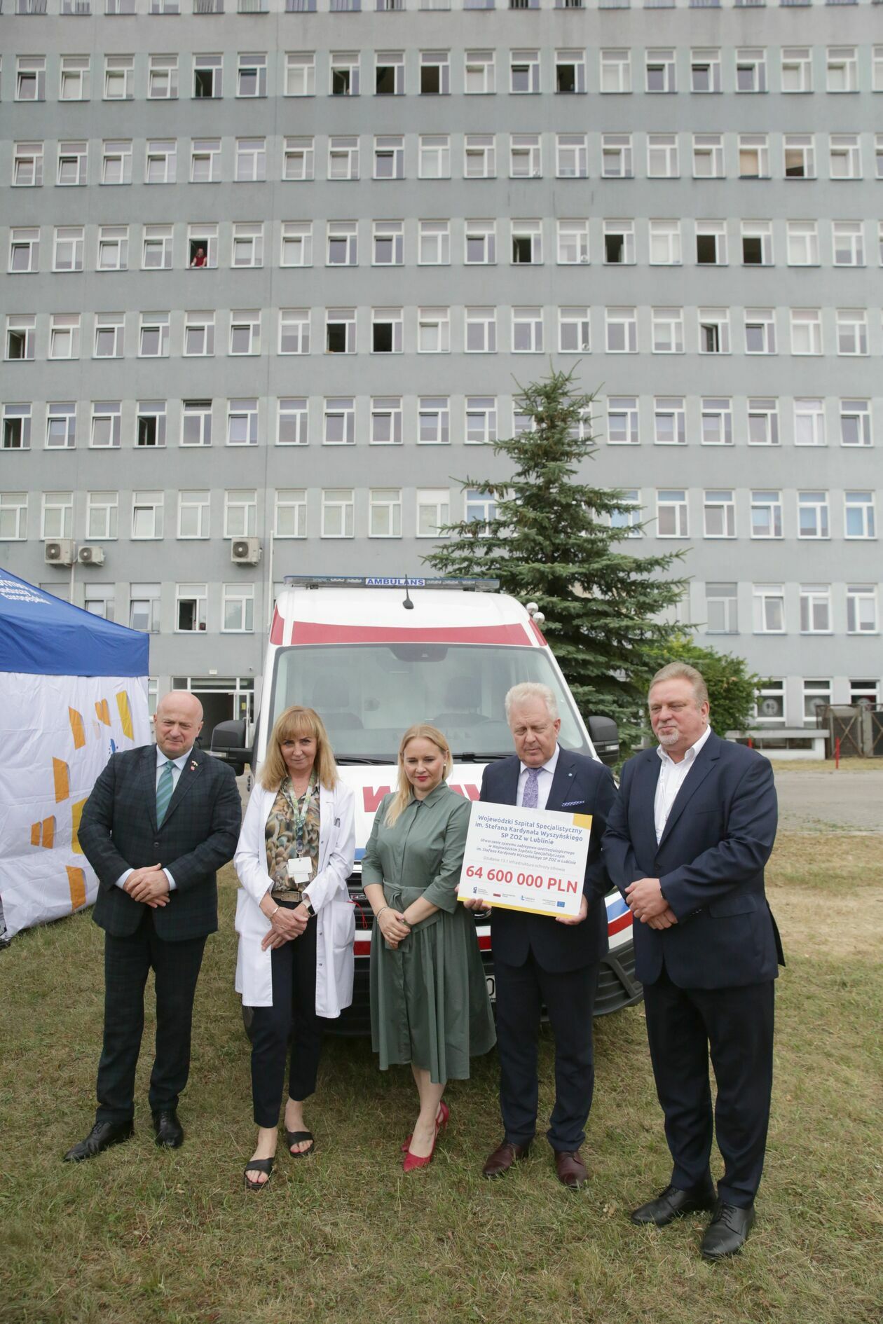  Podpisanie umowy na budowę nowej części szpitala wojewódzkiego przy al. Kraśnickiej (zdjęcie 3) - Autor: Paweł Buczkowski