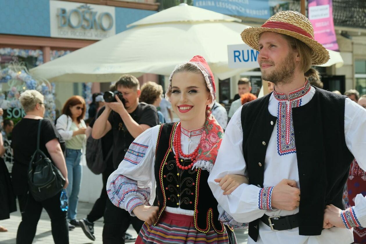  XXXVI Międzynarodowe Spotkania Folklorystyczne im. Ignacego Wachowiaka Lublin 2022  (zdjęcie 39) - Autor: Maciej Kaczanowski