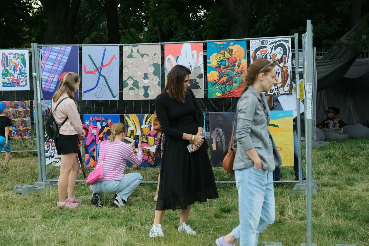  Inne Brzmienia: elektronicznie, na scenie pochodząca z Gruzji  Anushka Chkheidze (zdjęcie 2) - Autor: Maciej Kaczanowski