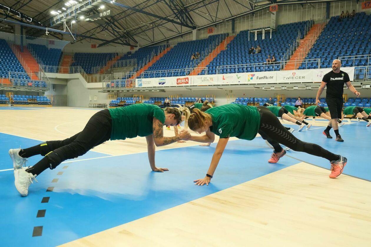  Trening piłkarek ręcznych MKS Funfloor na Globusie (zdjęcie 29) - Autor: Maciej Kaczanowski