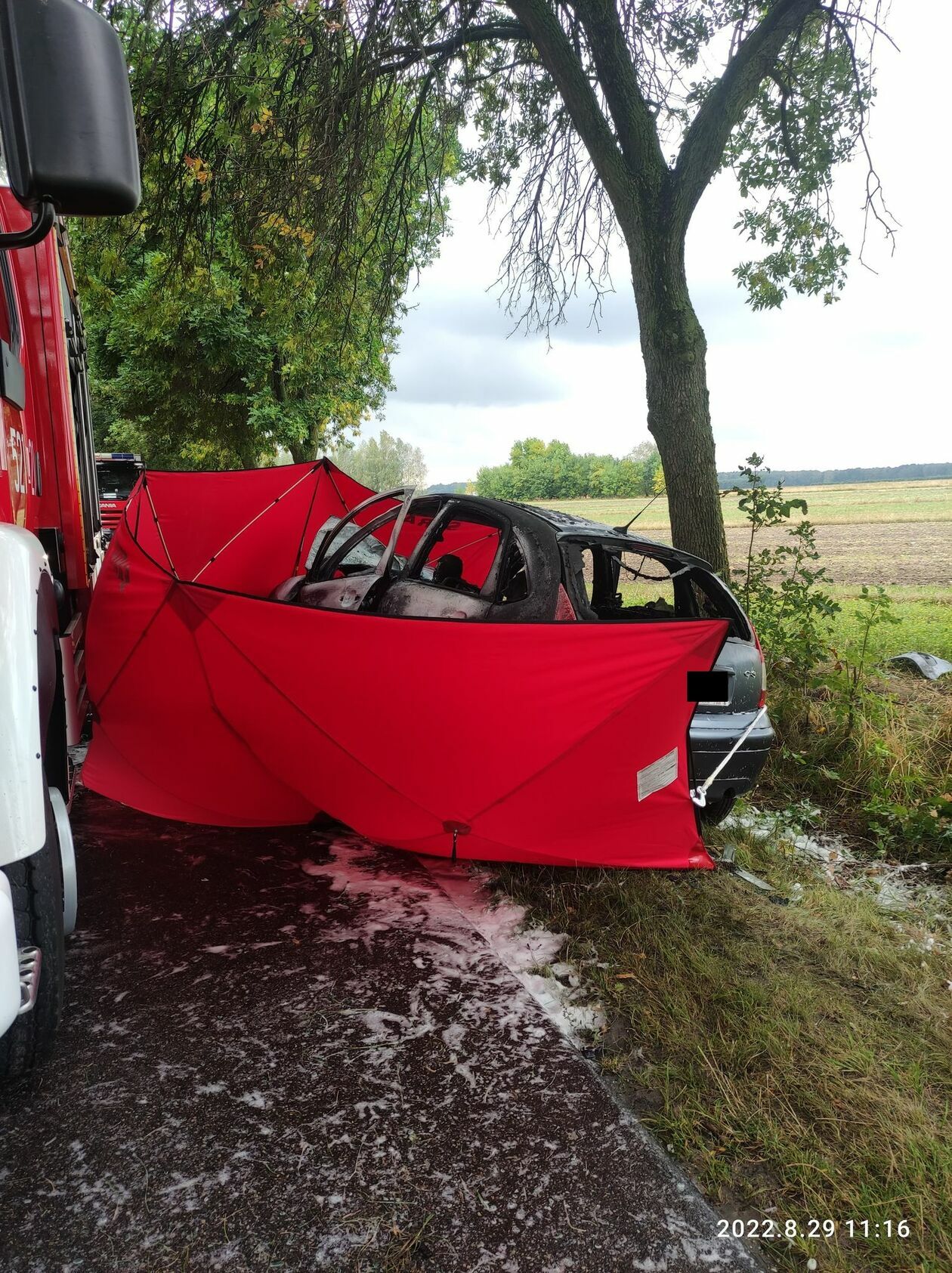 Wypadek na drodze Ryki - Rososz - Autor: KP PSP w Rykach