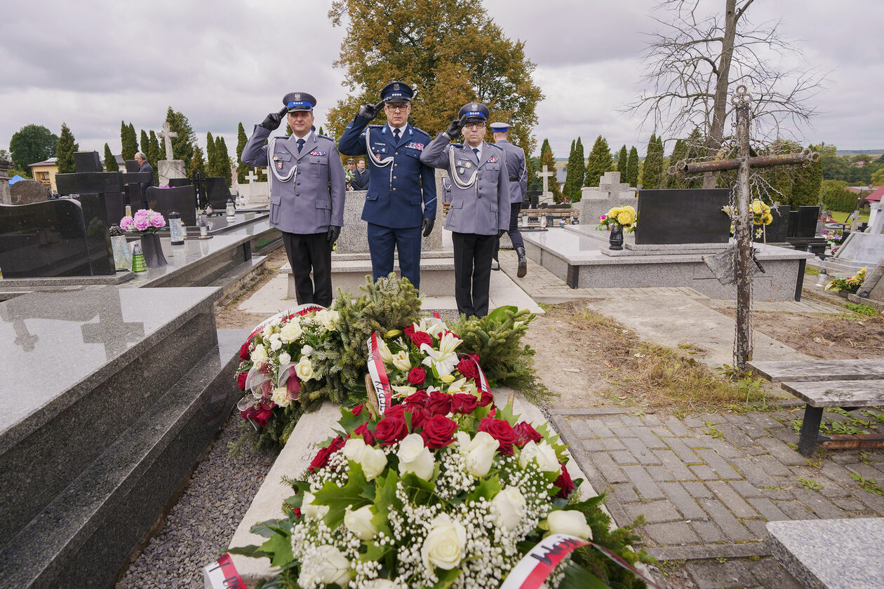  Odsłonięcie pomnika w Janowie Lubelskim (zdjęcie 39) - Autor: Michał Siudziński