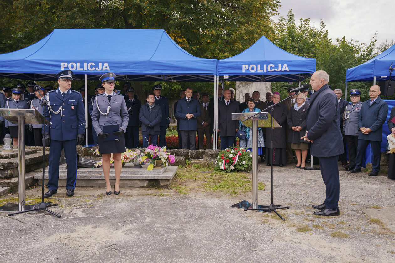  Odsłonięcie pomnika w Janowie Lubelskim (zdjęcie 4) - Autor: Michał Siudziński