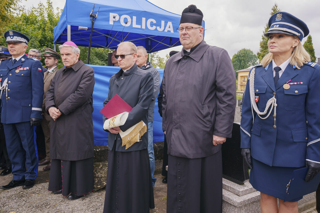  Odsłonięcie pomnika w Janowie Lubelskim (zdjęcie 24) - Autor: Michał Siudziński