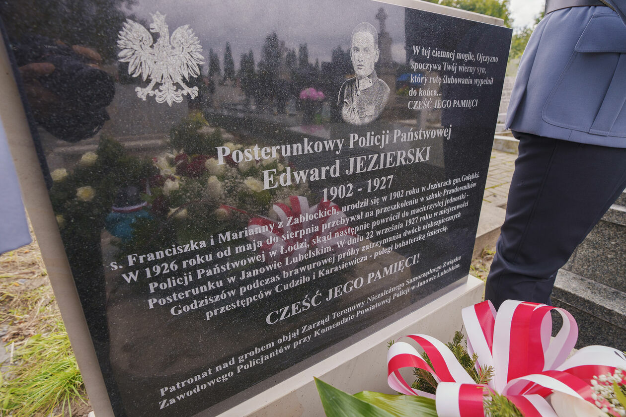  Odsłonięcie pomnika w Janowie Lubelskim (zdjęcie 17) - Autor: Michał Siudziński