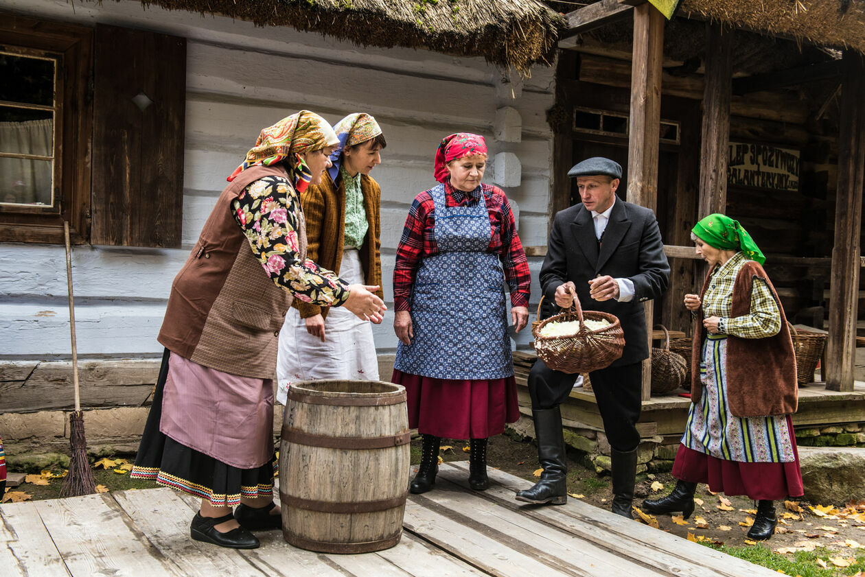  Obieraczki kapusty w Muzeum Wsi Lubelskiej (zdjęcie 59) - Autor: Tomasz Tylus