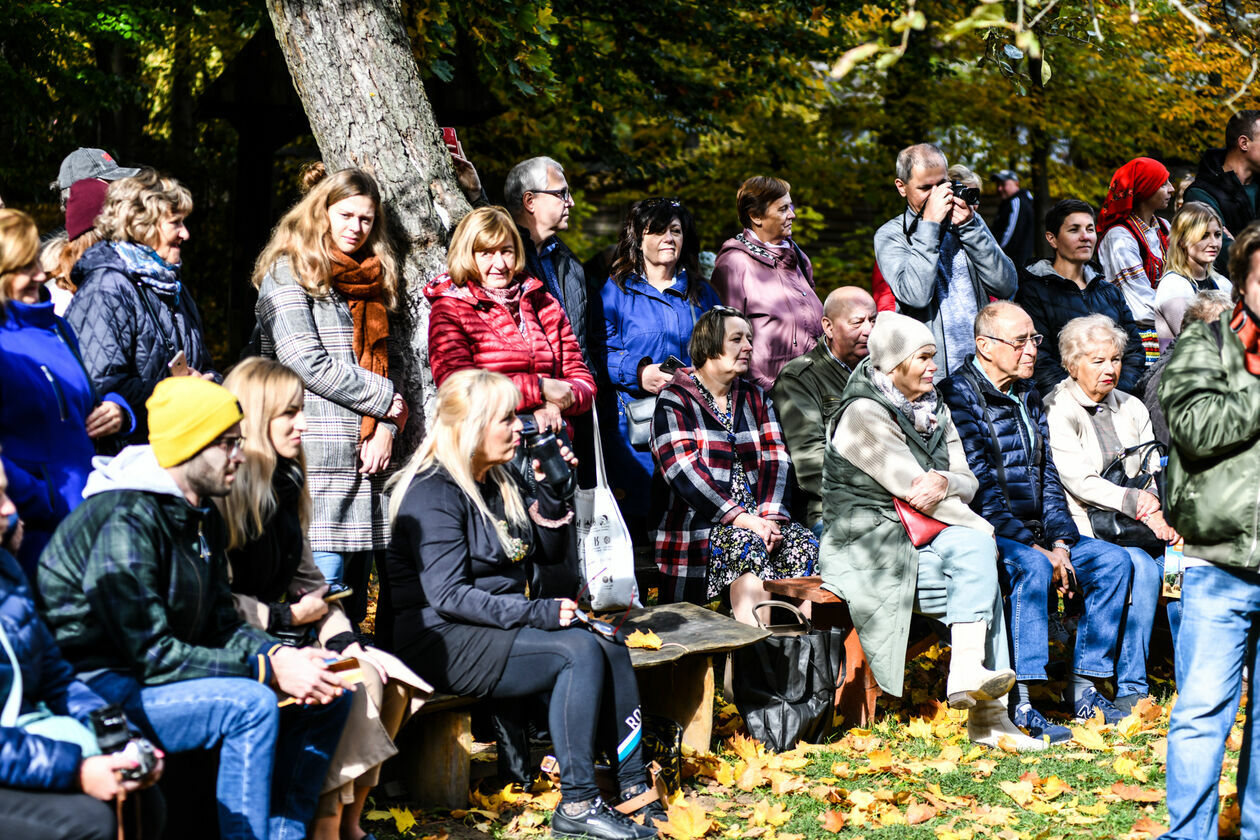  Obieraczki kapusty w Muzeum Wsi Lubelskiej (zdjęcie 16) - Autor: Tomasz Tylus