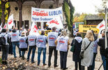 Protest przed Muzeum Wsi Lubelskiej w sprawie zwolnionych pracowników (zdjęcie 4)