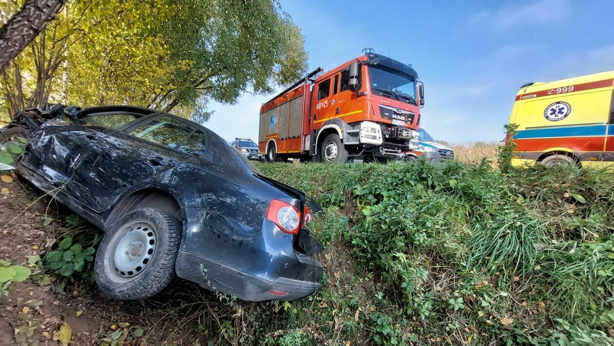  Wypadek w Studziankach  - Autor: Komenda Powiatowa Państwowej Straży Pożarnej w Kraśniku
