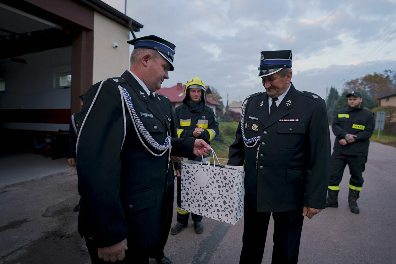  Nowy wóz strażacki dla OSP w gminie Wojciechów (zdjęcie 15) - Autor: Micgał Siudziński