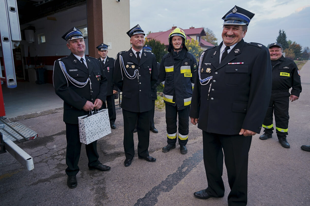  Nowy wóz strażacki dla OSP w gminie Wojciechów (zdjęcie 17) - Autor: Micgał Siudziński